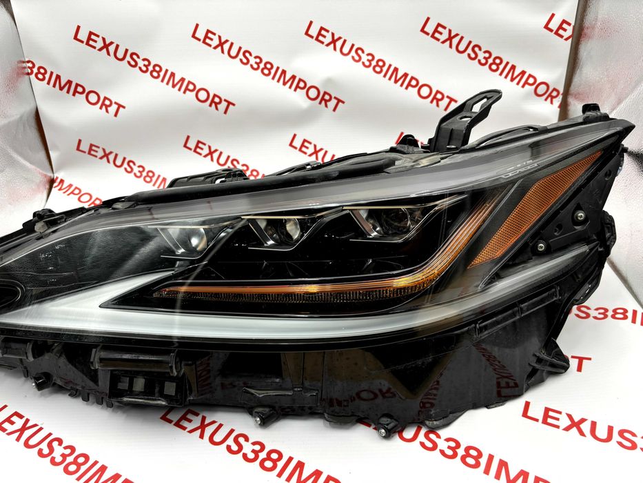 Фара левая Lexus ES300h 2019