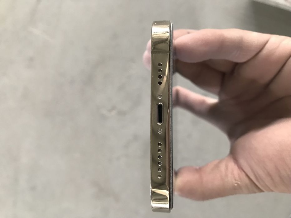 12 pro max 256 xotra 81 yomks