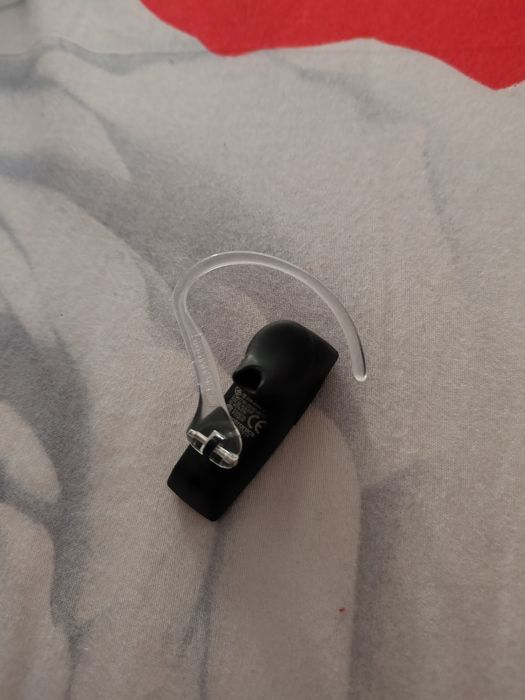 Vând cască Plantronics Explorer 50