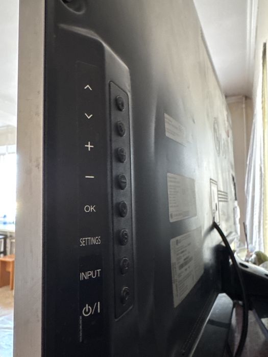 продам телевизор