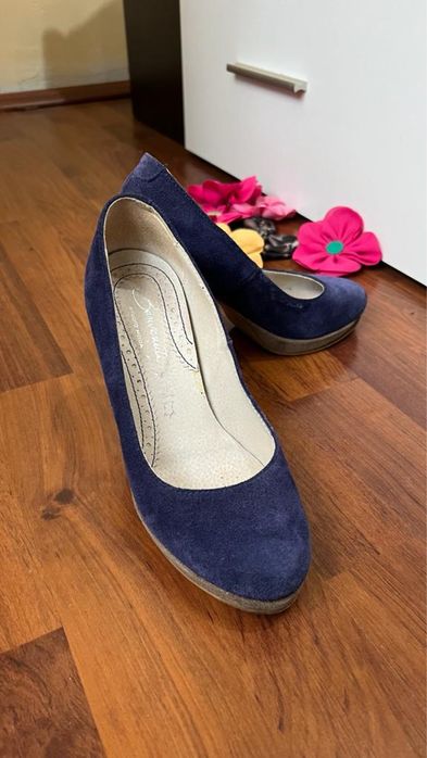 Pantofi cu toc piele intoarsa marime 36