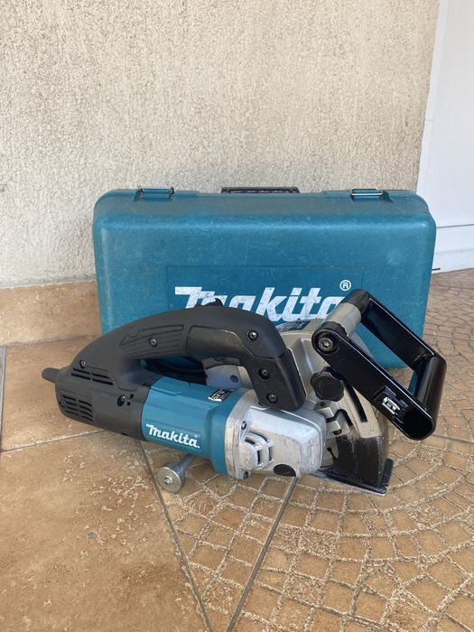 Makita SG 1251 Masina de Canelat 125 mm
