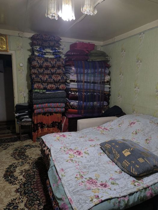 Продам 3ком 1этаж. С выходом в огород. Янгихаетском районеСпутник Дере