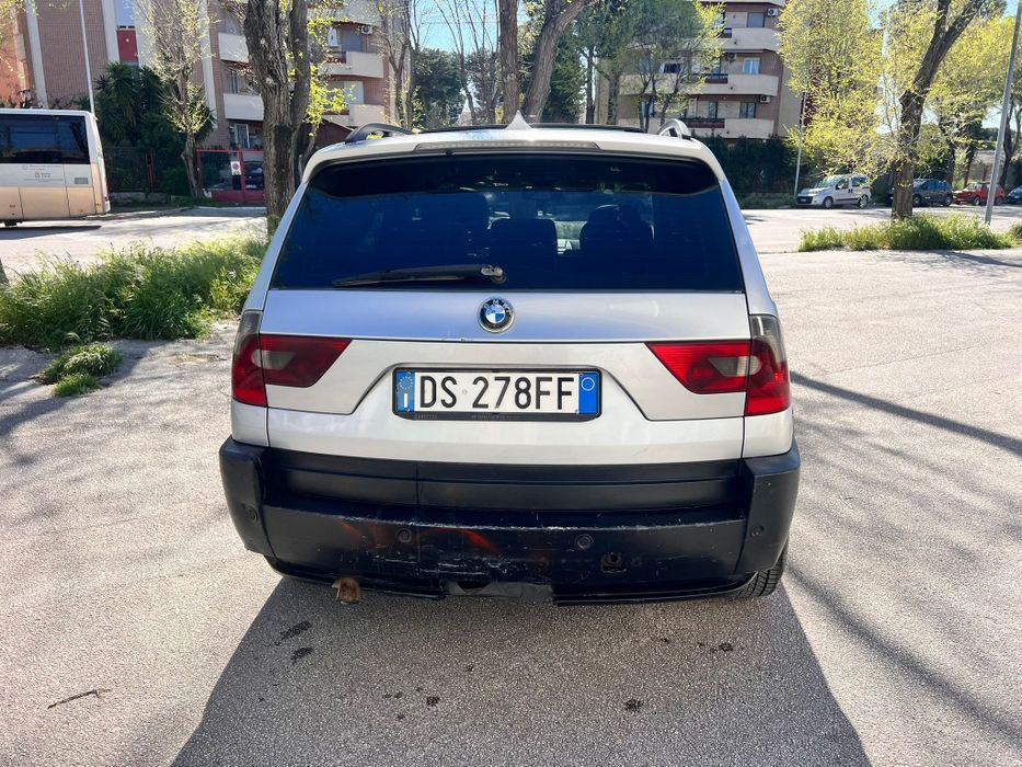 Bmw X3 E83 2.0d 150k na chasti