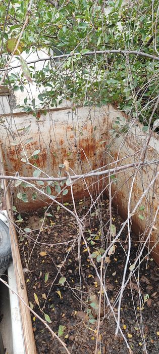 Ёмкость железная под воду, отходы и тп