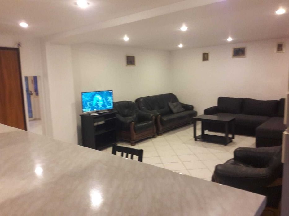 Proprietar, închiriez ap.2 camere 65 mp, cartier Aviatiei, str. Smaranda Brăescu