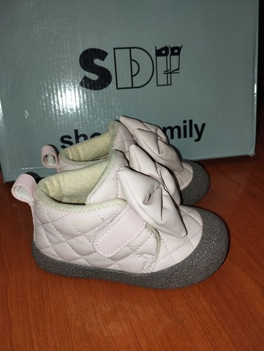 Продам ботиночки