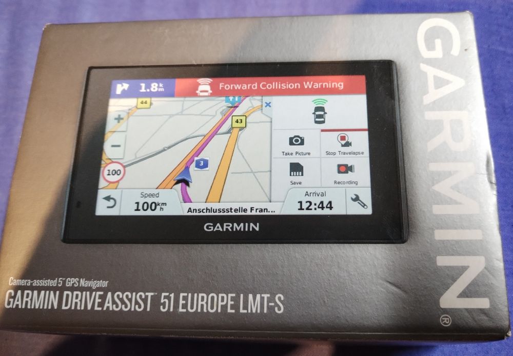 Sistem de navigatie Garmin DriveAssist 51 LMT-S