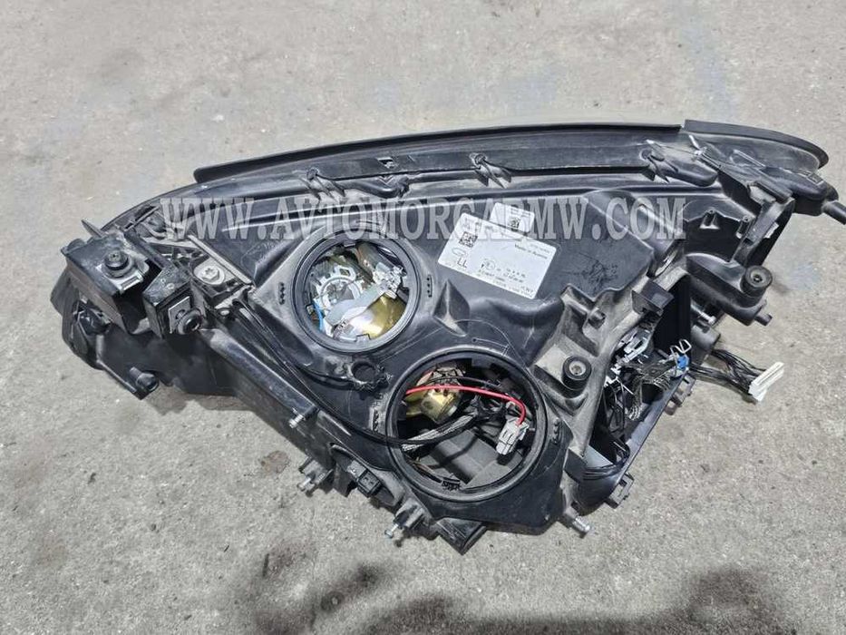 БМВ Ф01 десен фар на части дайнамик ксенон bmw f01 dynamic xenon