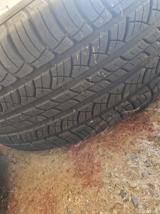 Шина Michelin  245/60/18