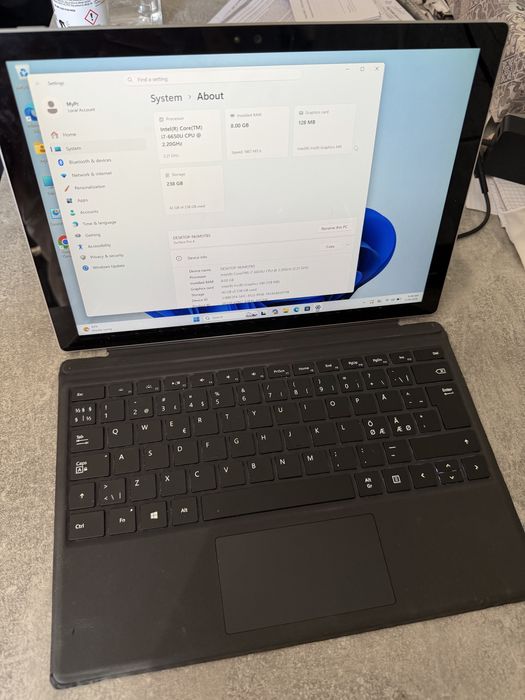 Tab Surface Pro 4 /procesor i7 /ram 8 / SSD 256 :