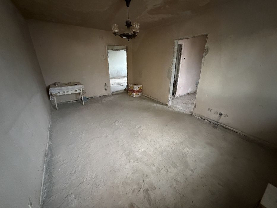 De Vanzare Apartament 3 Camere/Zona Centrala/Bloc Renovat COMPLET!