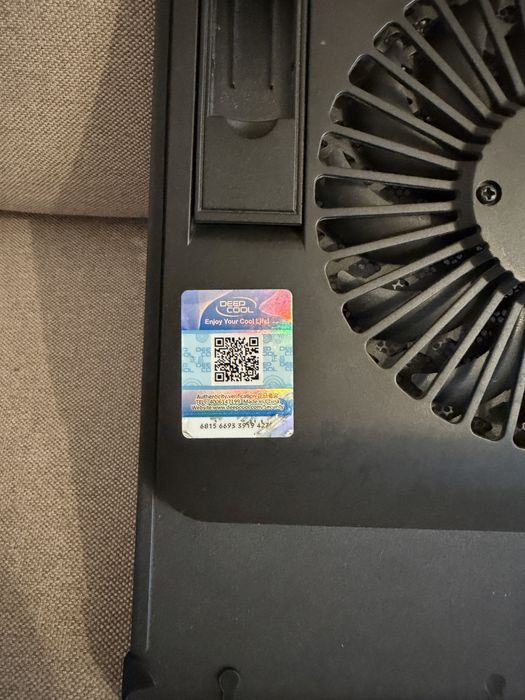 Охладител за лаптоп Deep cool