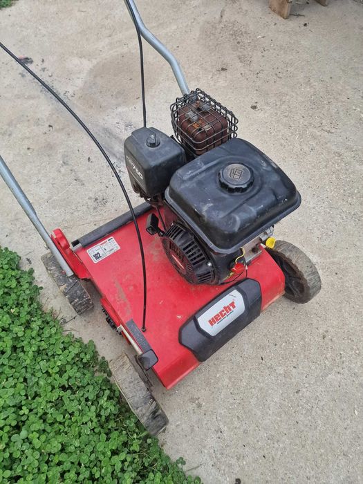 Scarificator pe benzina HECHT, Briggs Stratton 4cp in 4 timpi Stare f