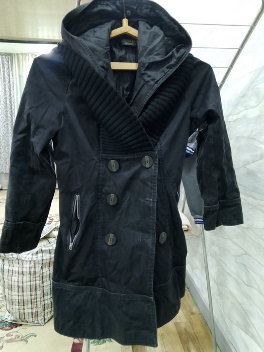 Куртки женские разные