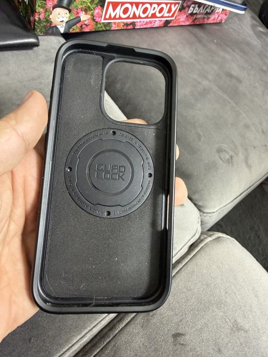 Quadlock iPhone 16 Pro