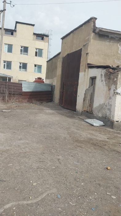 Туркестанда қойма(склат)сатылады срочно