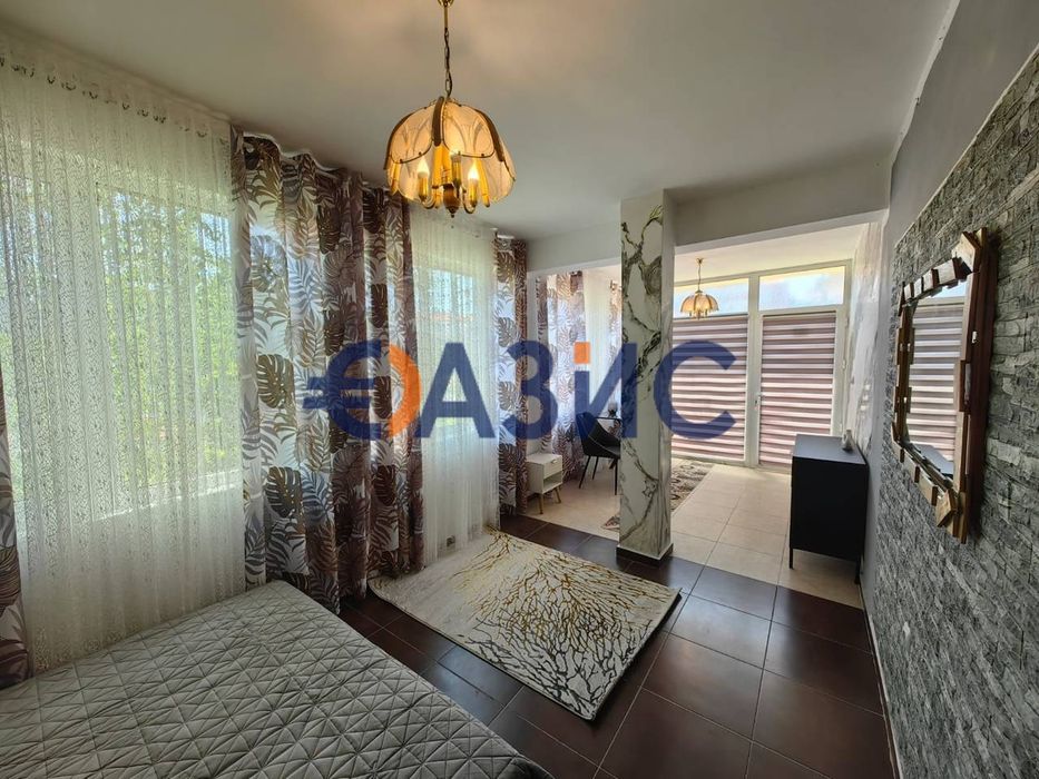 Продава се Едностаен апартамент в Несебър - 40 кв.м за 638 €/кв.м - Снимка #5