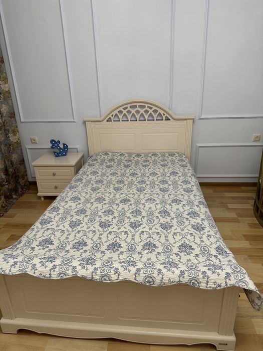 Спальный гарнитур с рабочей зоной