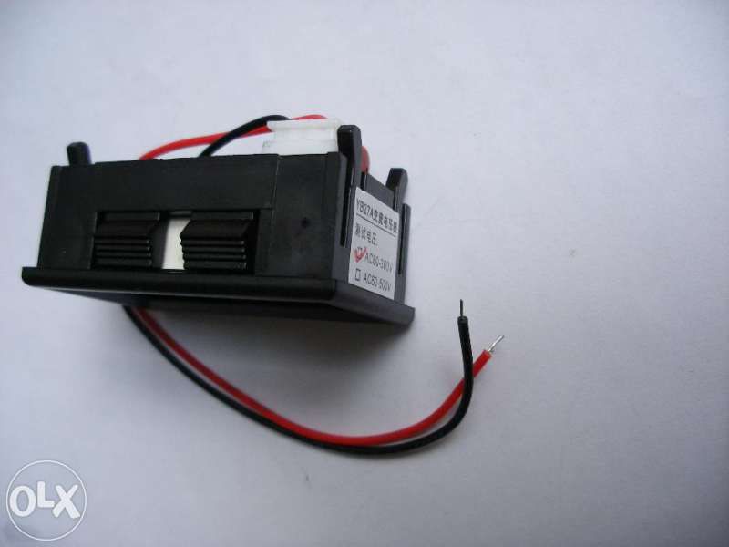 Волтметър променливо напрежение AC 60 - 500v панелен цифров дигитален