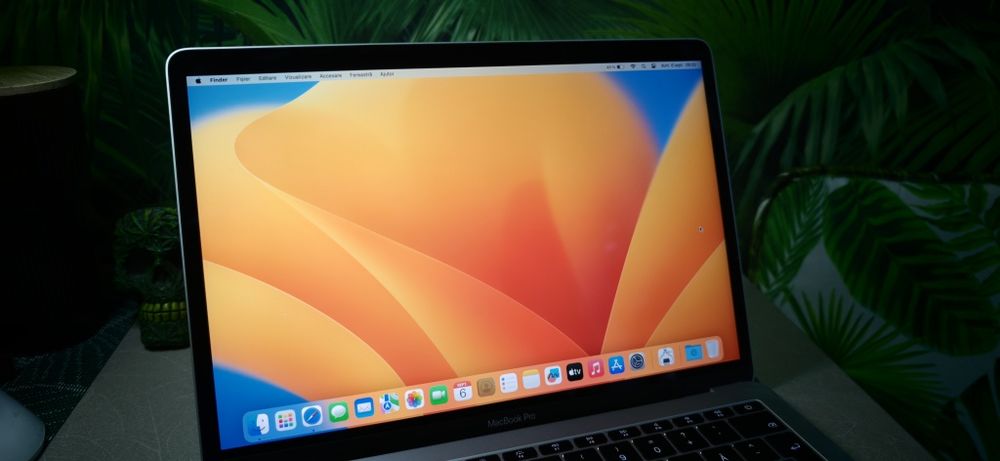 Apple MacBook Pro Retina 13” 2017 – i5 2.3GHz, 8GB RAM, SSD 256GB