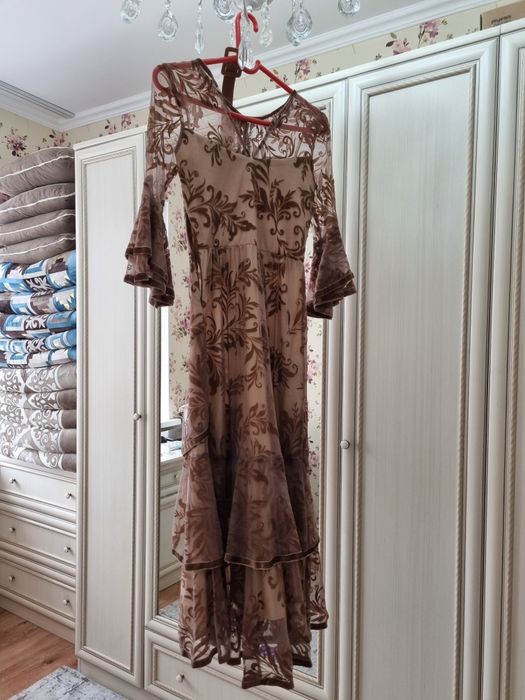 Платье вечернее длинное