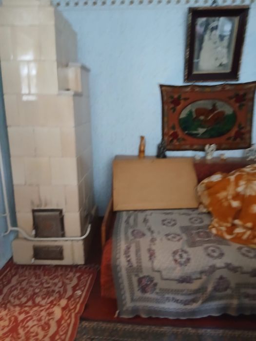 Casa zona centrala,din caramida, libera,toate utilitatile,singur in curte.De vanzare casa zona centrala,toate utilitatile,singur in curte.