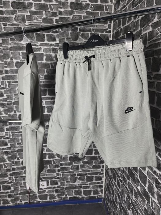 Nike Tech летен екип