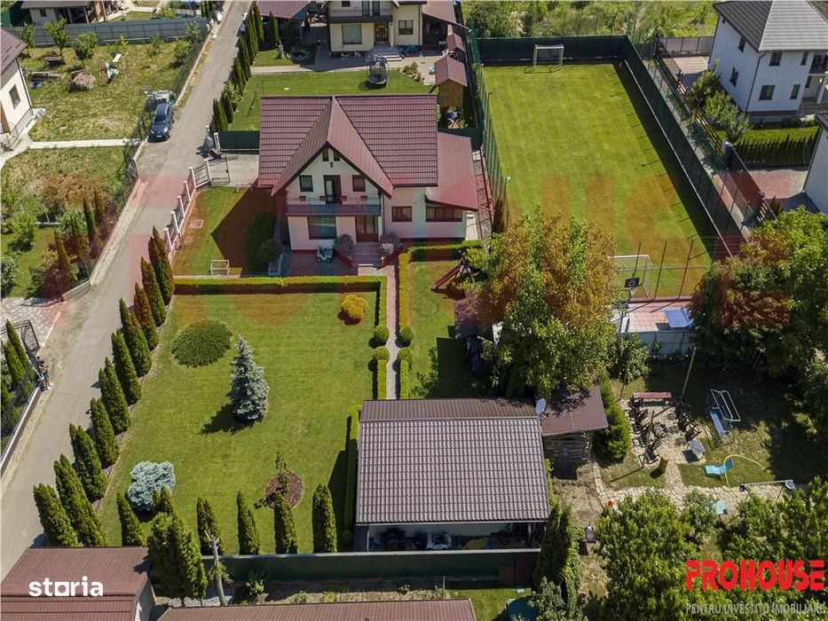 Domeniu superb - vila S+P+M si teren