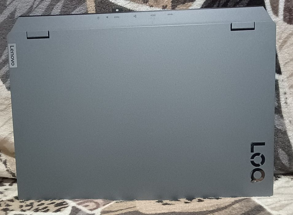 Lenovo LOQ  15ARP9