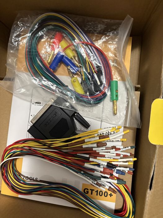 Godiag GT100+ с дисплей OBD Breakout Box / Bench Tool