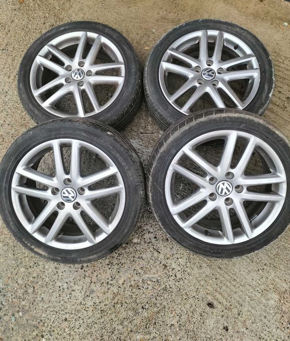 Vând 4 jante cu cauciucuri Volkswagen