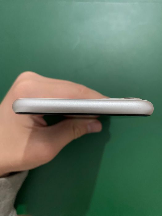 Айфон 11 128гб обмен