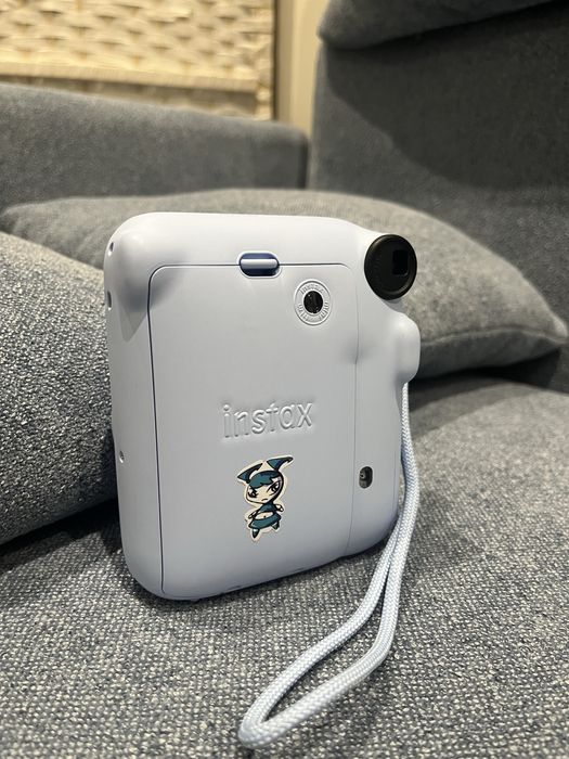 Instax mini 12 в отличном состоянии