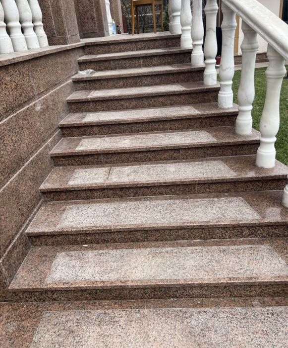 Гранитные плиты. Мрамор. Травертин