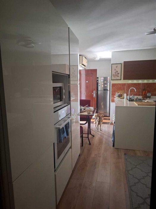 Vand casa frumoasa 5 camere cu gospodarie completa  teren 1800 m ,in Carna  Jud.Dolj