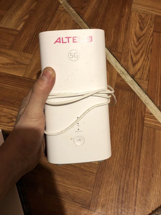 Продам вайфай роутер и дисковод  переносной