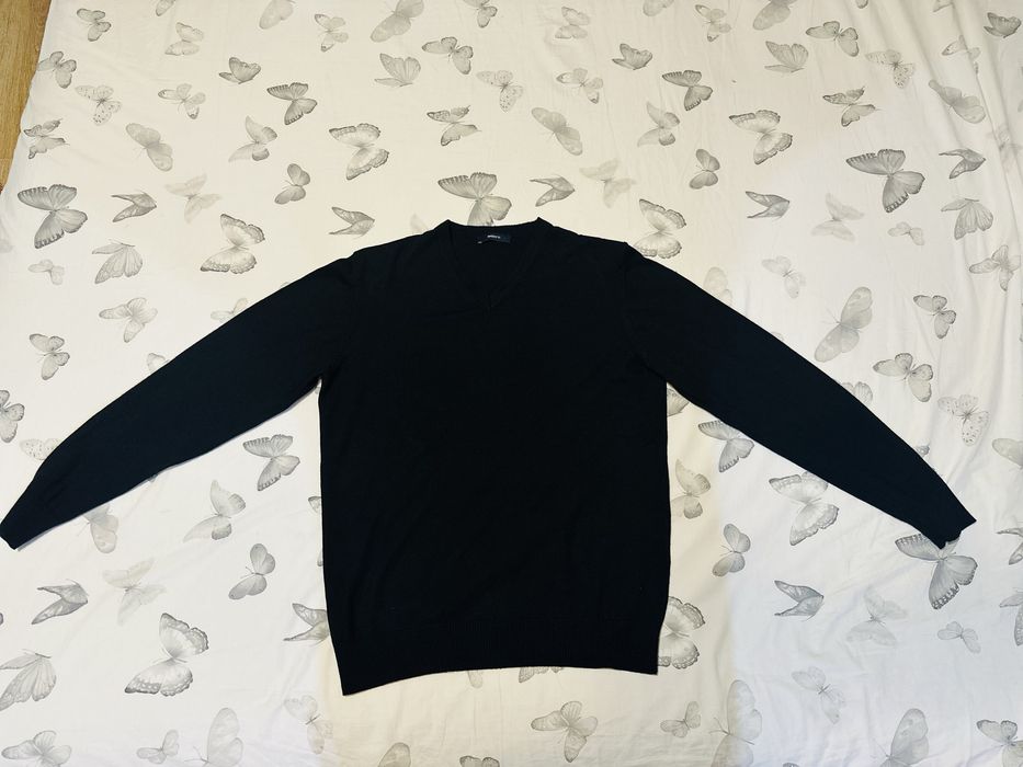 Pulover Bigotti negru, guler în V