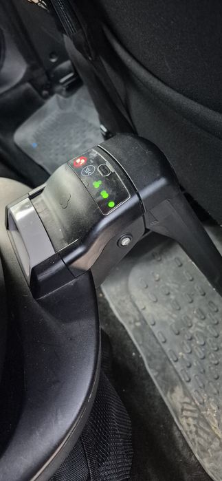 Scoica maxi cosi pebble cu baza isofix