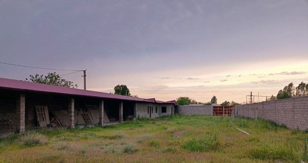 Срочно Охангаронда ховли сотилади