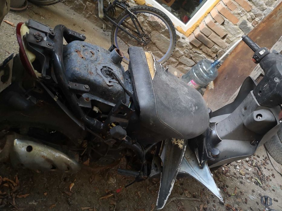 Kymco agility 50 цял на части