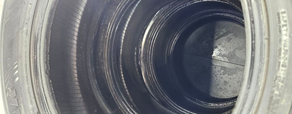 Bridgestone 275/60/18 зимние липучки