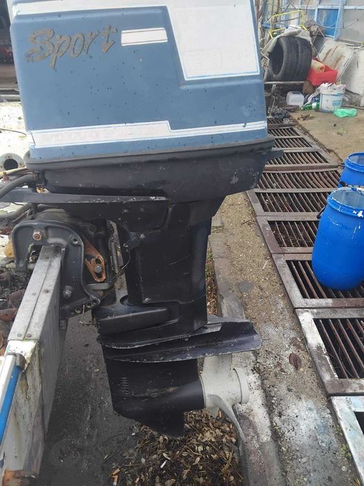 Извънбордов двигател Волво