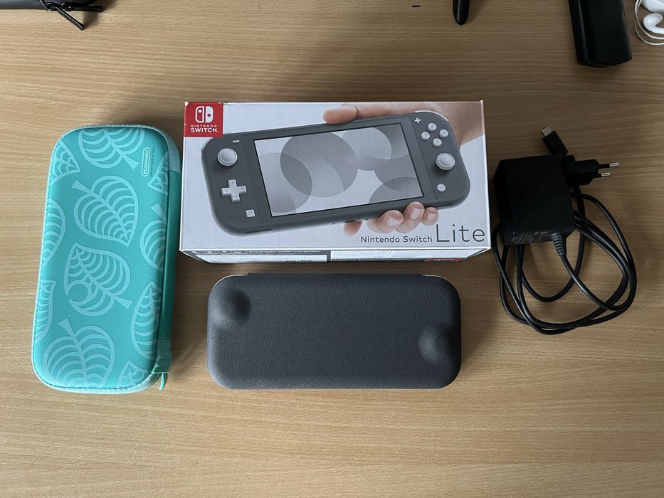 Switch Lite с Flip Case 128gb