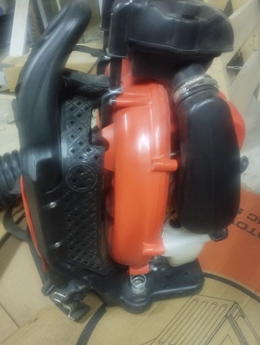 Ветродуй бензиновый.