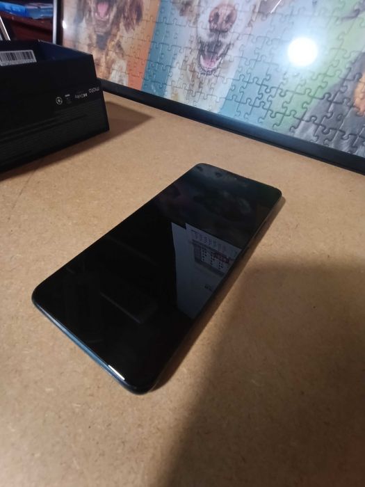 Продавам Motorola G72