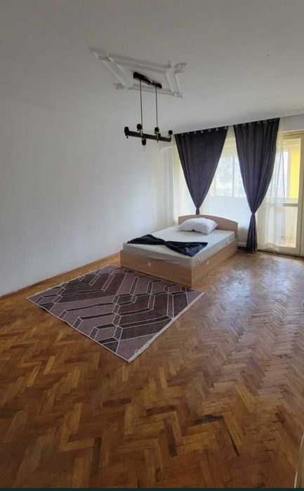 Дава се под наем Двустаен апартамент в Плевен, Сторгозия - 70 кв.м за 306 € - Снимка #1