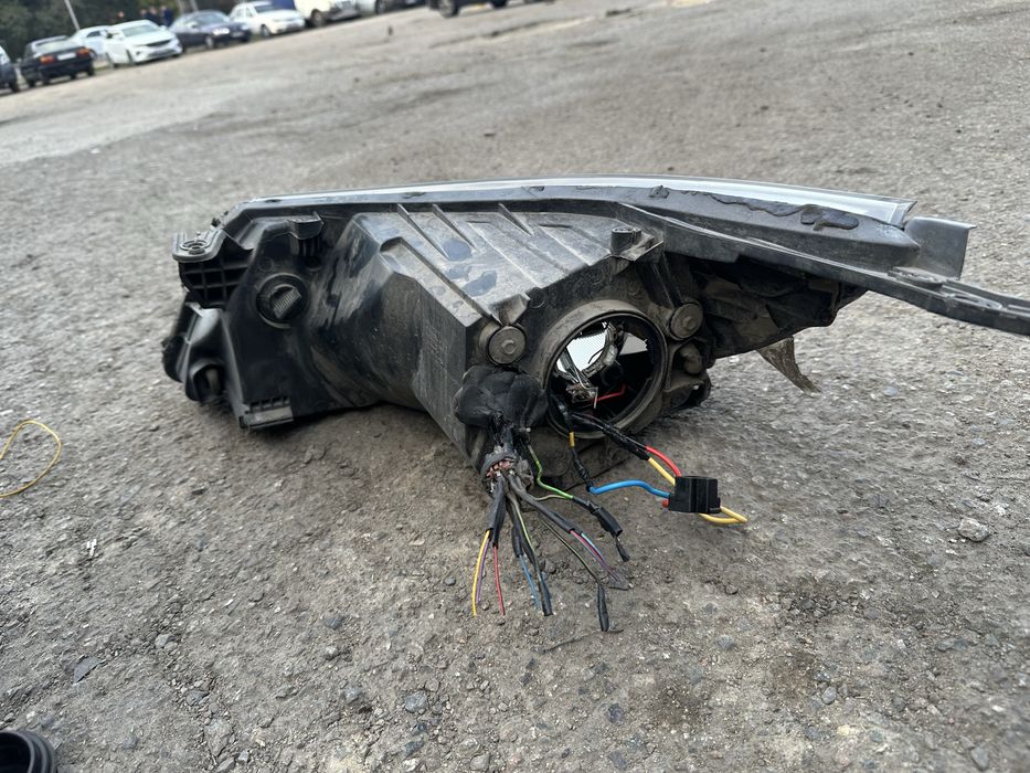 Продам фару Kia Rio