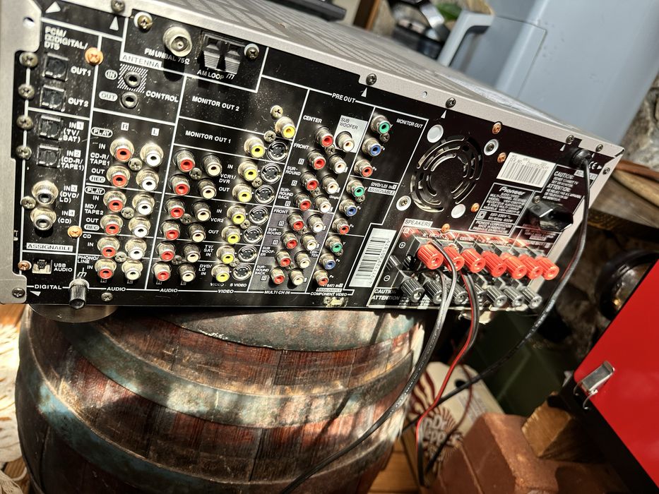 Ресийвър Pioneer 7.1 VSX-D2011