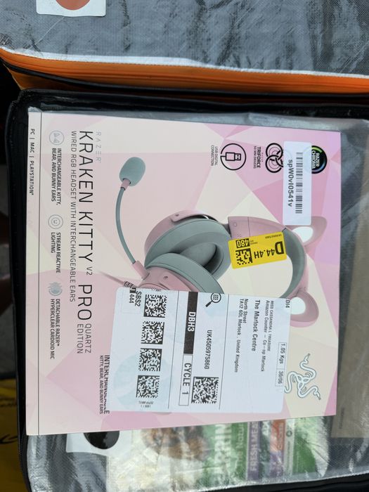 Căști Gaming Razer Kraken Kitty V2 Pro Quartz Edition - Roz (Ca Noi / Cutie)